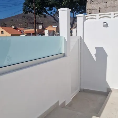 La Casita De Emily - Reformada, Bien Situada Y Con Piscina Amplia Hébergement de vacances *