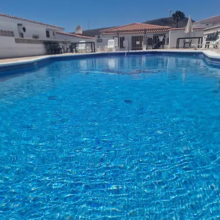 La Casita De Emily - Reformada, Bien Situada Y Con Piscina Amplia Hébergement de vacances