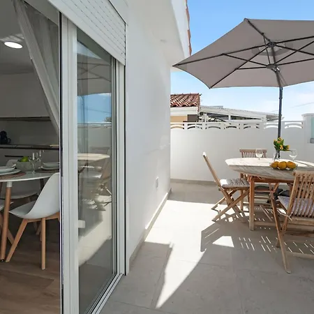 בית נופש La Casita De Emily - Reformada, Bien Situada Y Con Piscina Amplia