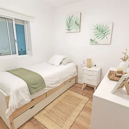 בית נופש La Casita De Emily - Reformada, Bien Situada Y Con Piscina Amplia סן מיגל דה אבונה