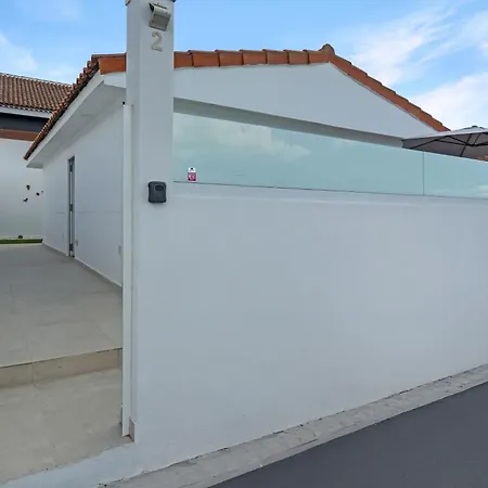 La Casita De Emily - Reformada, Bien Situada Y Con Piscina Amplia בית נופש *