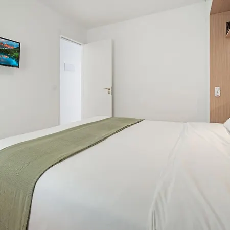 בית נופש La Casita De Emily - Reformada, Bien Situada Y Con Piscina Amplia סן מיגל דה אבונה