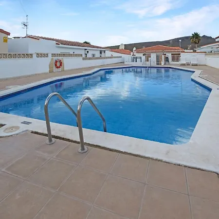 בית נופש La Casita De Emily - Reformada, Bien Situada Y Con Piscina Amplia סן מיגל דה אבונה