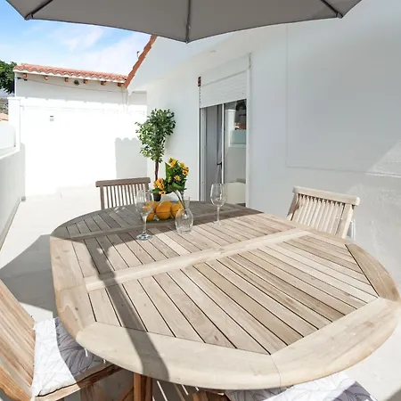 La Casita De Emily - Reformada, Bien Situada Y Con Piscina Amplia בית נופש *