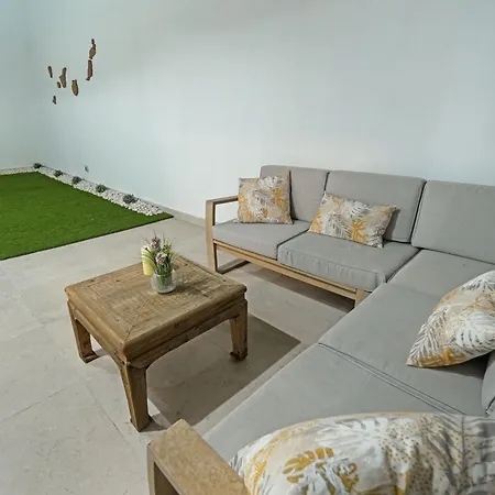 La Casita De Emily - Reformada, Bien Situada Y Con Piscina Amplia * סן מיגל דה אבונה