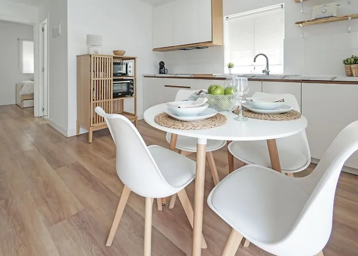 Holiday home La Casita De Emily - Reformada, Bien Situada Y Con Piscina Amplia *